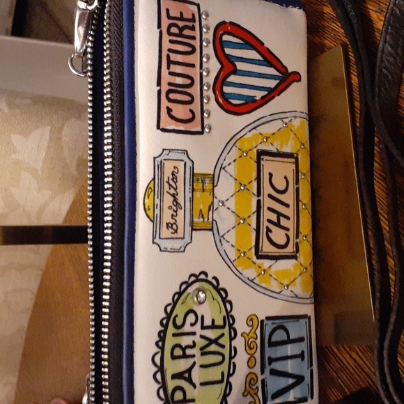 BRIGHTON FASHIONISTA LUXE PARIS LEATHER COUTURE CROSSBODY - Picture 2 of 13